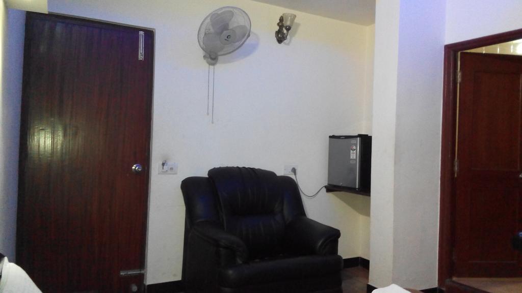 Hotel Richmond Residency Μπανγκαλόρ Δωμάτιο φωτογραφία