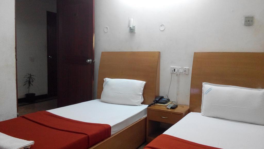 Hotel Richmond Residency Μπανγκαλόρ Δωμάτιο φωτογραφία